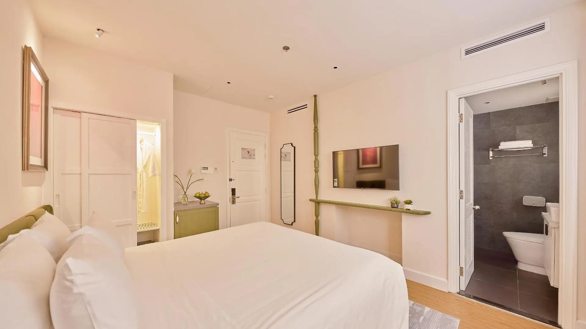 M Village Hotel Premier Thi Sach Ho Chi Minh City 4*,  Vietnam